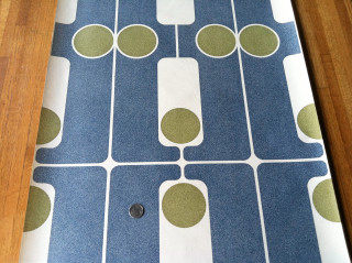 Wooden floor blue green mat - circle and dots free wallpaper