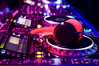 Dj mixing equipment headphones neon 2 - studio quality free wallpaper