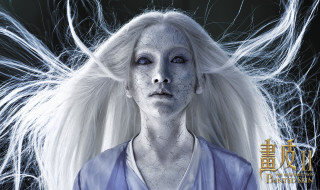 Woman white hair makeup posing - eishōsai chōki free wallpaper