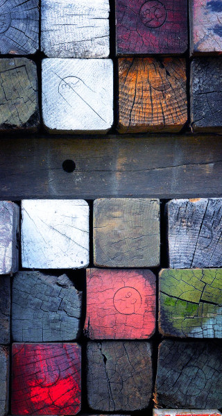 Wooden block colorful center hole - free textures wallpaper for mobile