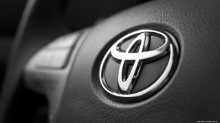 Steering wheel closeup toyota logo - steering free wallpaper