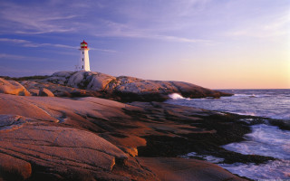 Lighthouse rocky shore waves crashing 3 - cloud above free wallpaper