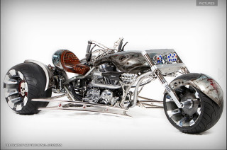 Motorcycle custom painted sidecar wheel - kinetic art free wallpaper