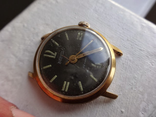 Watch white surface hand camera - bernt tunold free wallpaper