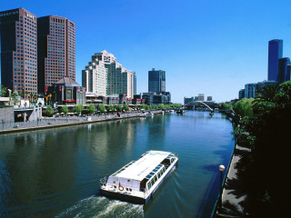 Boat river city bridge buildings - frances jetter free wallpaper