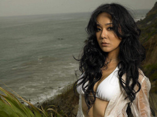 Woman white bikini cliff ocean 4 - a cliff free wallpaper