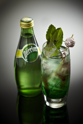 Beer glass ice mint reflection - a reflective surface free wallpaper for mobile