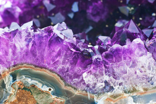 Purple white rock crystals background - crystal cubism free wallpaper