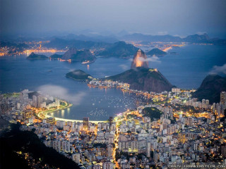 City night water mountains lit - americo makk free wallpaper for desktop