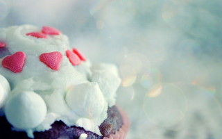 Close up cake white frosting 2 - top free wallpaper