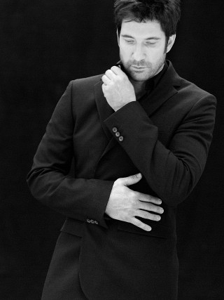 Man suit hands together looking - david annand free wallpaper for mobile