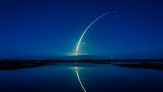 Rocket flying sky lake night - a rocket free wallpaper