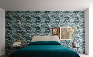 Bed blue blanket picture wall 2 - maximalist free wallpaper for desktop