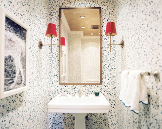 Bathroom sink mirror corner red - maximalist free wallpaper for desktop