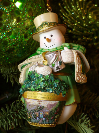 Christmas ornament snowman top hat - ornamental free wallpaper for mobile