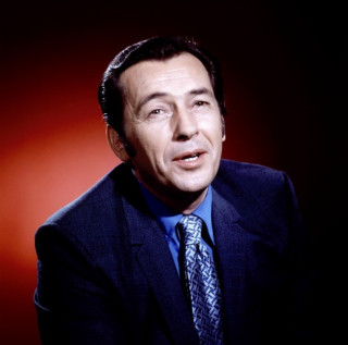 Man suit tie surprised look 2 - free other wallpaper for tablet