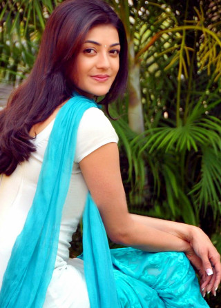 Woman bench blue scarf white - free retro wallpaper