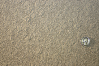 Clock sand beach sky background - octane renderer free wallpaper