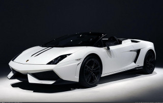 White sports car dark room 22 - a black background and a spotlight free wallpaper