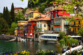 River houses boat flowers waterfront - the water near free wallpaper for desktop
