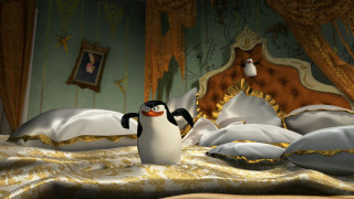 Penguin bed comforter gold white - a penguin free wallpaper
