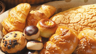 Basket filled pastries cookies table - delaunay free wallpaper for desktop