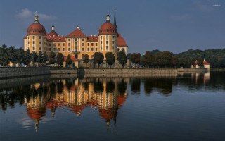 Large building red roof towers - two tower free wallpaper