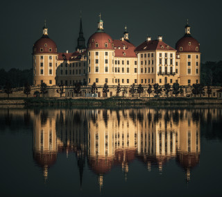 Large building red roof clock - free architecture wallpaper for tablet