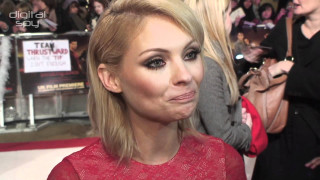 Surprised woman red carpet event - a red carpet event free wallpaper