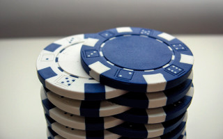 Blue white poker chips tabletop - a white table free wallpaper