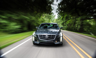 Car driving road trees blurry 2 - a road free wallpaper for desktop