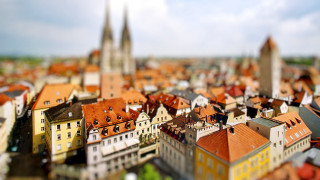 City clocktower blur tiltshift crowd - ernst free wallpaper