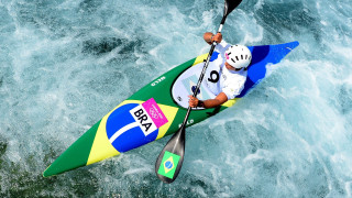 Man kayak water paddle outdoors - the middle of a body free wallpaper