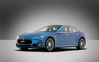 Blue car studio gray background - background behind free wallpaper