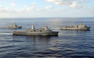 Ships ocean sky clouds background - american scene painting free wallpaper