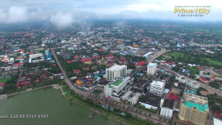 City river buildings clouds sky - dai xi free wallpaper