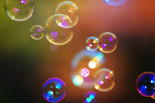 Soap bubbles floating air blurry - soft focus free wallpaper for desktop