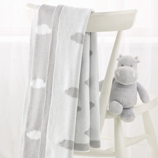 Stuffed animal chair blanket window - a still life free wallpaper for tablet