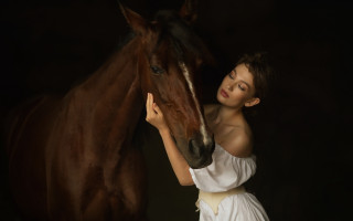 Woman white dress horse dark - anka zhuravleva free wallpaper for desktop