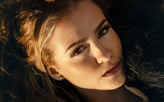 Woman longhair furcoat serious americanbarbizon - serious free wallpaper for desktop