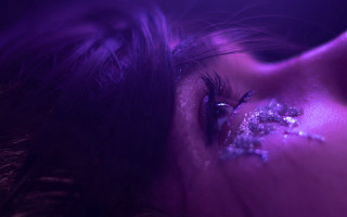 Glitter eye purple background neon - a black eyeliner free wallpaper