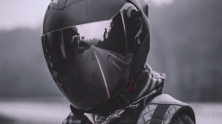 Rainy day motorcycle helmet scarf - a rainy day free wallpaper