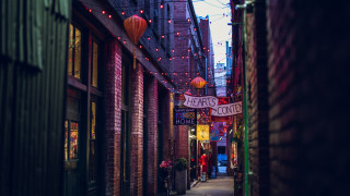 Heros corner narrow street tokyo - erin hanson free wallpaper