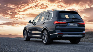 Bmw x7 sunset gravel road - side profile free wallpaper