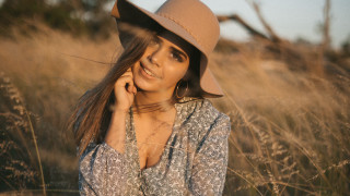 Woman hat tallgrass phone portrait - her ear free wallpaper for desktop