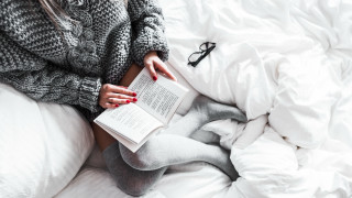 Cozy illustration woman reading bed - evaline ness free wallpaper