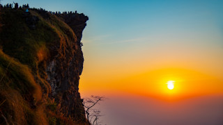Sunset cliff group bird ding - over the top free wallpaper for desktop