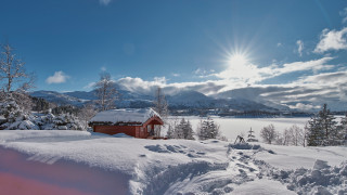 Cabin snow mountain sun winter - a mountain in the background free wallpaper