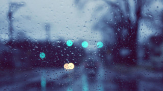 Rainy window streetlight trees raindrops - beeple free wallpaper