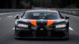 Bugatti orange stripes hood dom - orange stripe free wallpaper